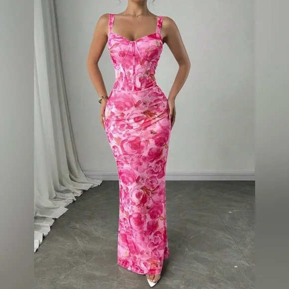 Romantic Maxi Dress - Picture 1 of 3